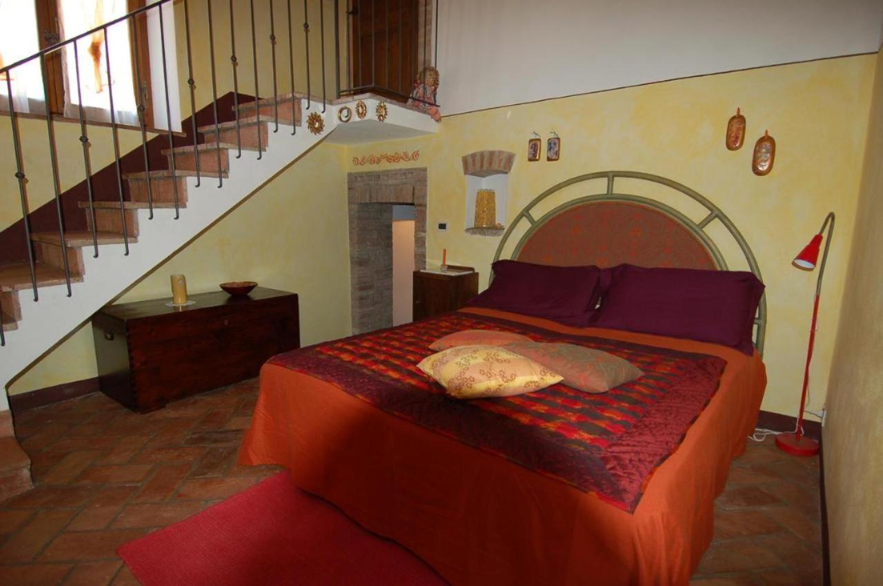 La Capanna Di Panpepato Villa Rosia Ngoại thất bức ảnh