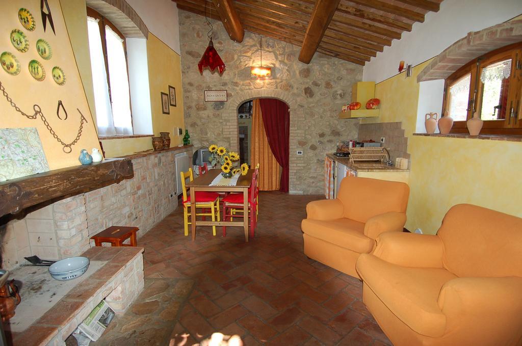 La Capanna Di Panpepato Villa Rosia Phòng bức ảnh