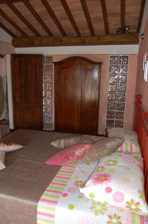 La Capanna Di Panpepato Villa Rosia Phòng bức ảnh